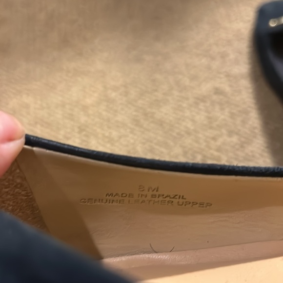 Talbots navy suede low heel size 8M - Picture 6 of 6